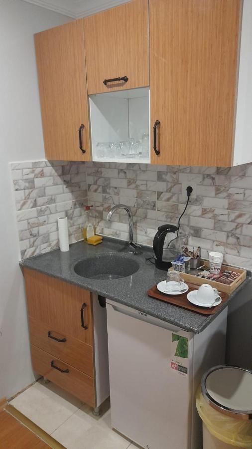 Yavuz Apart Otel Istanbul Bagian luar foto